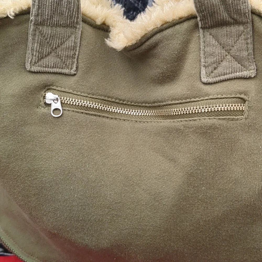 Fuzzy Nation corduroy and cloth bag Boxer